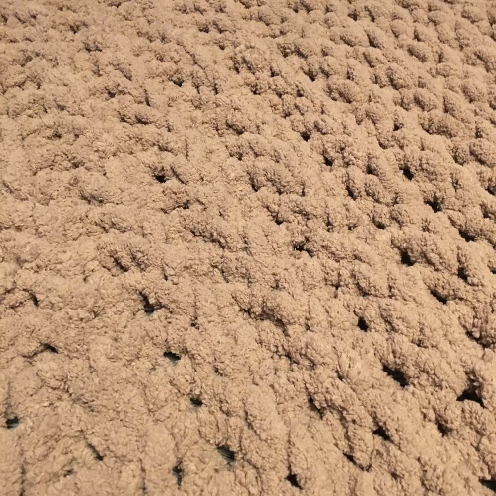 Handmade Chunky Crochet Blanket - Picture 2 of 2